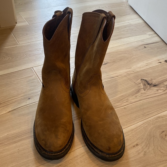 ARIAT Work Boots - Picture 2 of 5